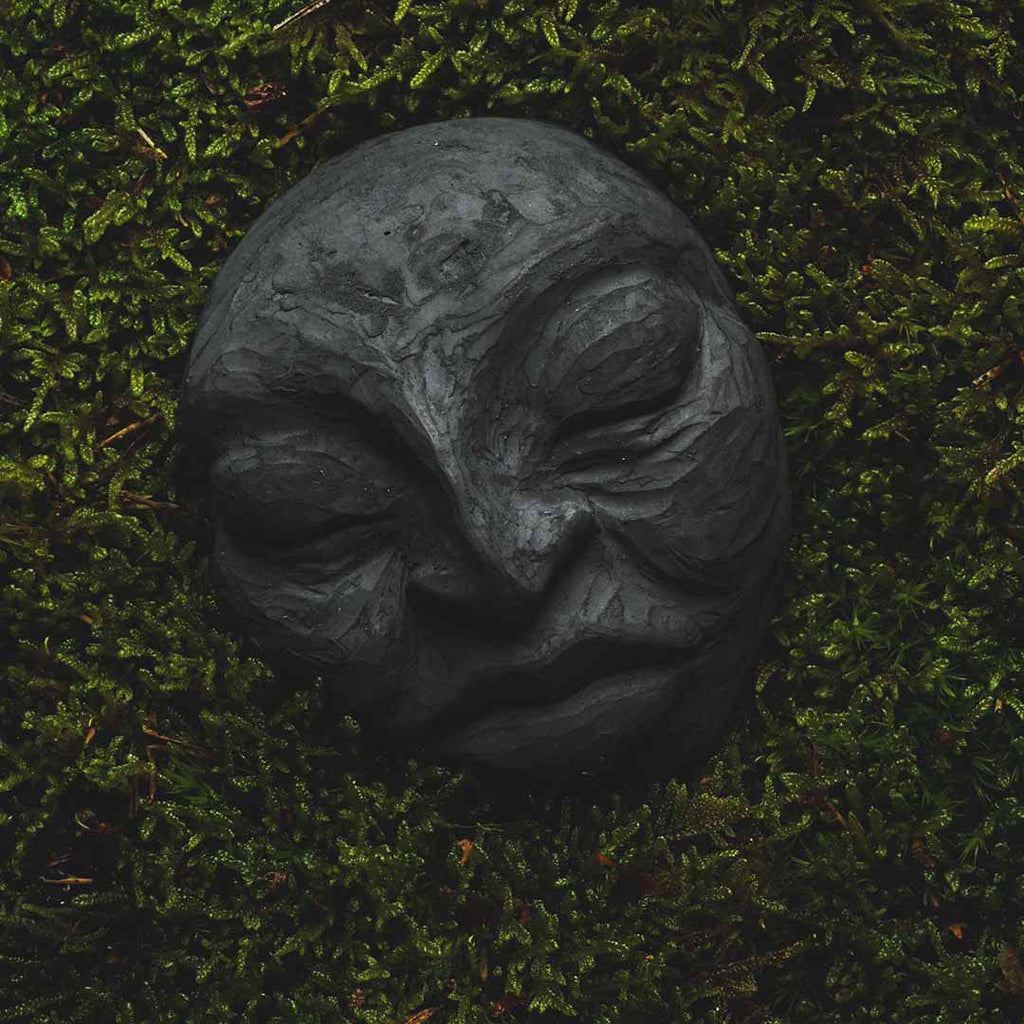 Astrid - Väggskulptur